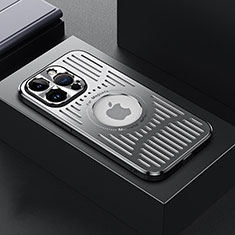 Apple iPhone 15 Pro Max用ケース 高級感 手触り良い アルミメタル 製の金属製 兼シリコン カバー Mag-Safe 磁気 Magnetic TX1 アップル シルバー