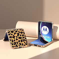 Motorola Moto Razr 40 Ultra 5G用シリコンケース ソフトタッチラバー レザー柄 カバー BH8 モトローラ ブラウン