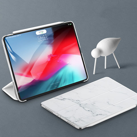 Apple iPad Pro 11 (2018)用手帳型 レザーケース スタンド カバー アップル ホワイト