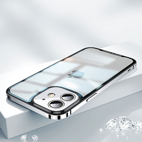 Apple iPhone 12用ケース 高級感 手触り良い メタル兼プラスチック バンパー QC2 アップル シルバー