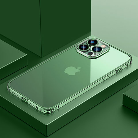 Apple iPhone 13 Pro Max用ケース 高級感 手触り良い メタル兼プラスチック バンパー QC4 アップル グリーン