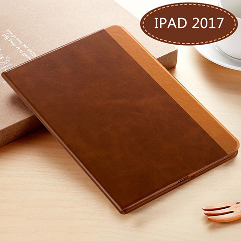 Apple New iPad 9.7 (2017)用手帳型 レザーケース スタンド L06 アップル ブラウン