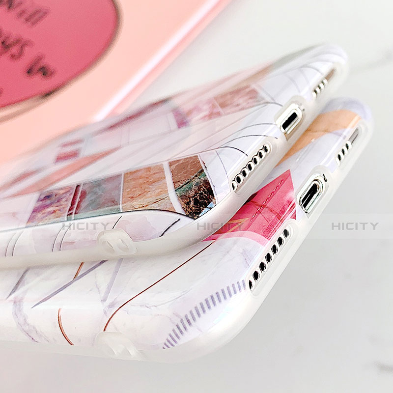 Apple iPhone 11 Pro用シリコンケース ソフトタッチラバー バタフライ パターン カバー S07 アップル 
