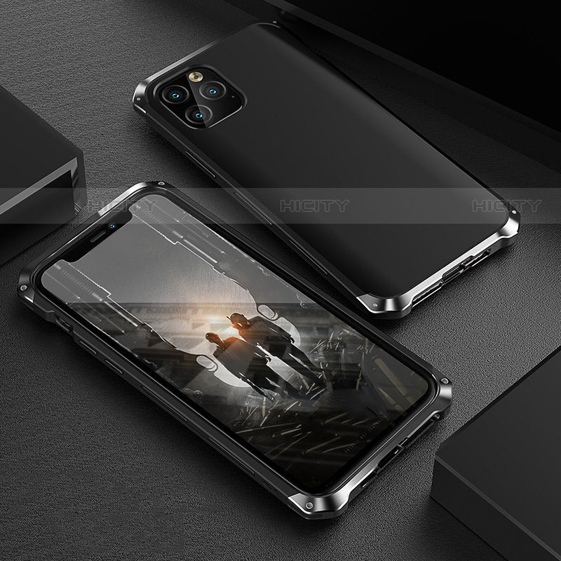 Apple iPhone 11 Pro Max用ケース 高級感 手触り良い アルミメタル 製の金属製 カバー アップル ブラック