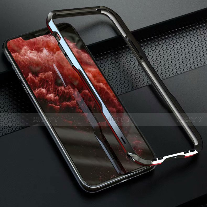 Apple iPhone 11 Pro Max用ケース 高級感 手触り良い アルミメタル 製の金属製 バンパー カバー アップル 