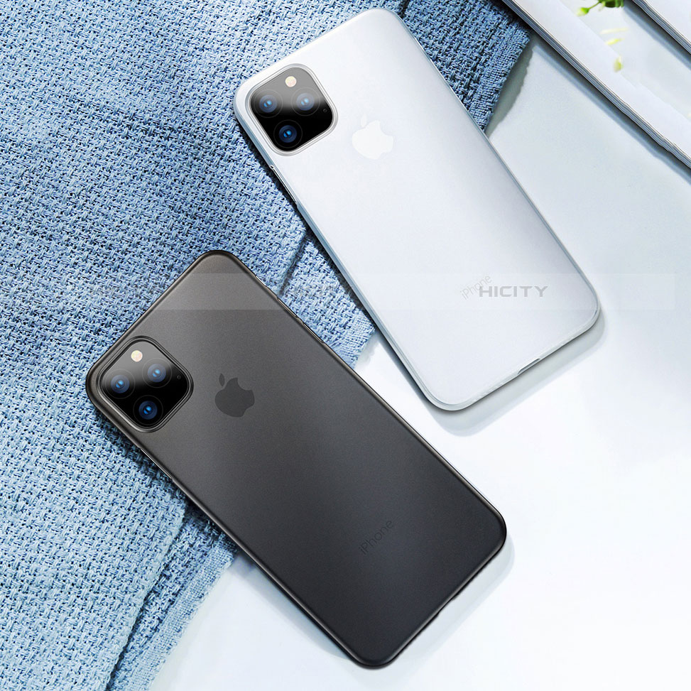 Apple iPhone 11 Pro Max用極薄ケース クリア透明 プラスチック 質感もマットU04 アップル 