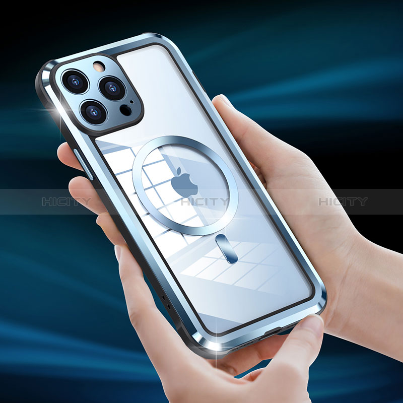 Apple iPhone 13 Pro用ケース 高級感 手触り良い メタル兼プラスチック バンパー Mag-Safe 磁気 Magnetic LF2 アップル 