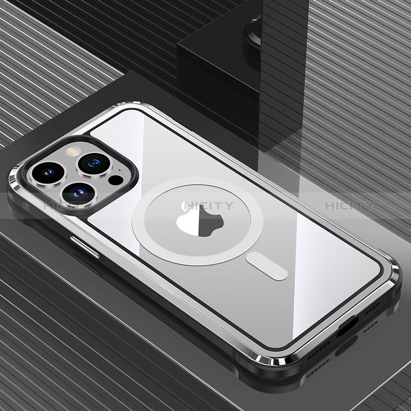 Apple iPhone 13 Pro用ケース 高級感 手触り良い アルミメタル 製の金属製 兼シリコン カバー Mag-Safe 磁気 Magnetic QC1 アップル 