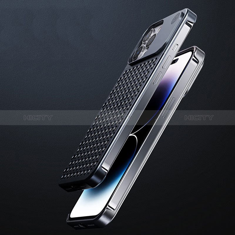Apple iPhone 13 Pro用ケース 高級感 手触り良い アルミメタル 製の金属製 カバー QC1 アップル 