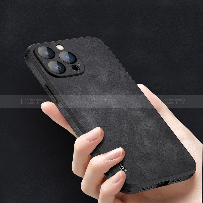 Apple iPhone 13 Pro Max用ケース 高級感 手触り良いレザー柄 AT3 アップル 
