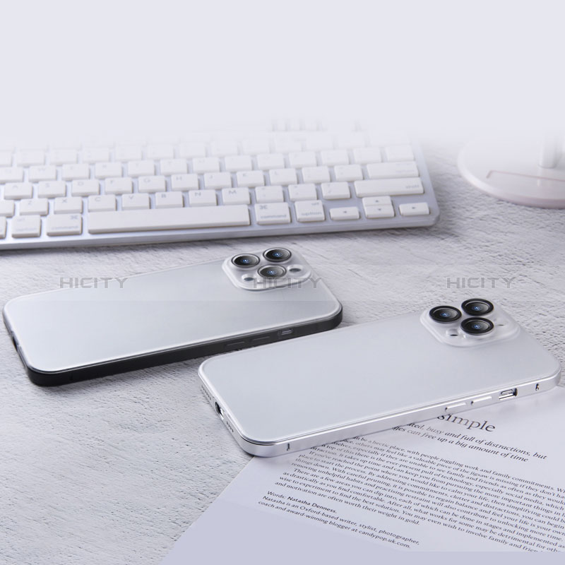 Apple iPhone 14 Pro用ケース 高級感 手触り良い メタル兼プラスチック バンパー LF2 アップル