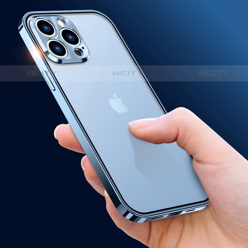 Apple iPhone 15 Pro用ケース 高級感 手触り良い アルミメタル 製の金属製 360度 フルカバーバンパー 鏡面 カバー M01 アップル 