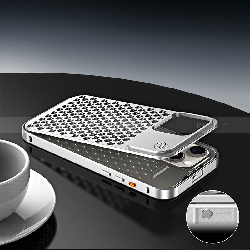 Apple iPhone 15 Pro用360度 フルカバー ケース 高級感 手触り良い アルミメタル 製の金属製 QC3 アップル 