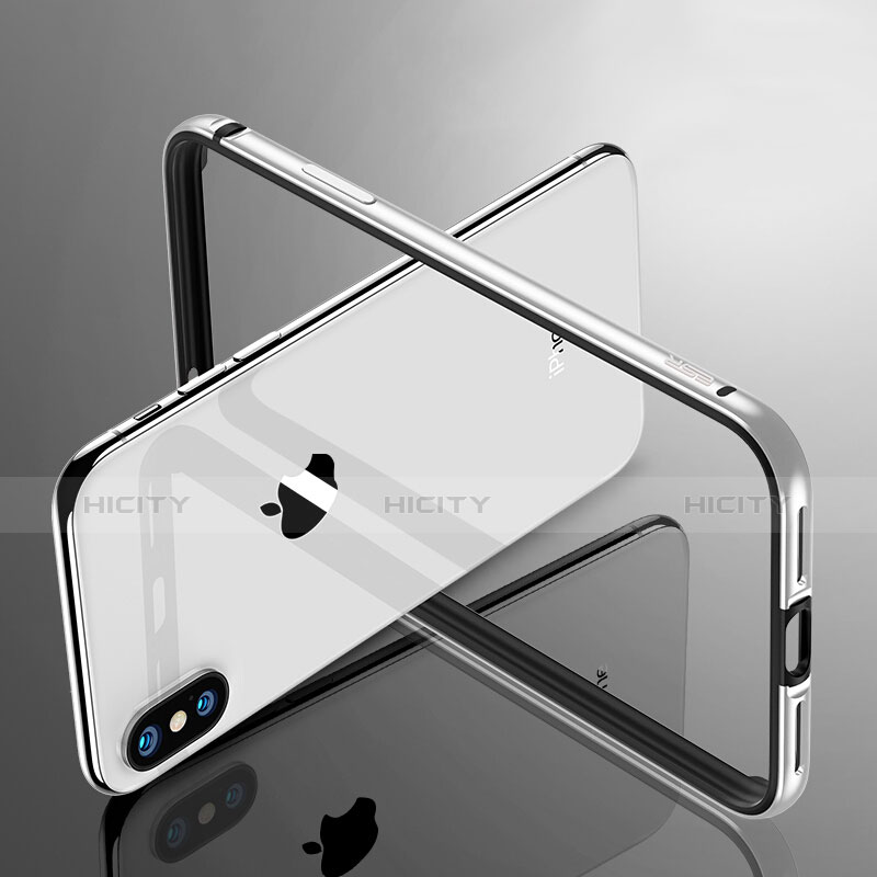 Apple iPhone X用ケース 高級感 手触り良い アルミメタル 製の金属製 バンパー アップル シルバー
