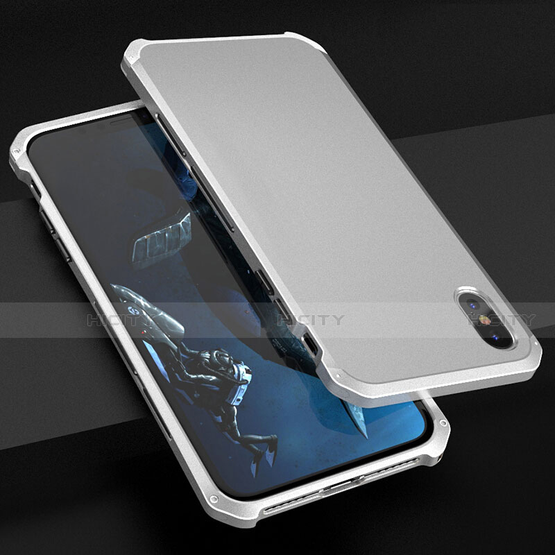 Apple iPhone Xs Max用ケース 高級感 手触り良い アルミメタル 製の金属製 カバー アップル シルバー