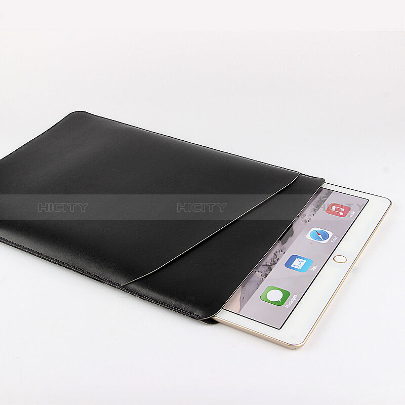 Apple New iPad 9.7 (2017)用高品質ソフトレザーポーチバッグ ケース イヤホンを指したまま アップル ブラック