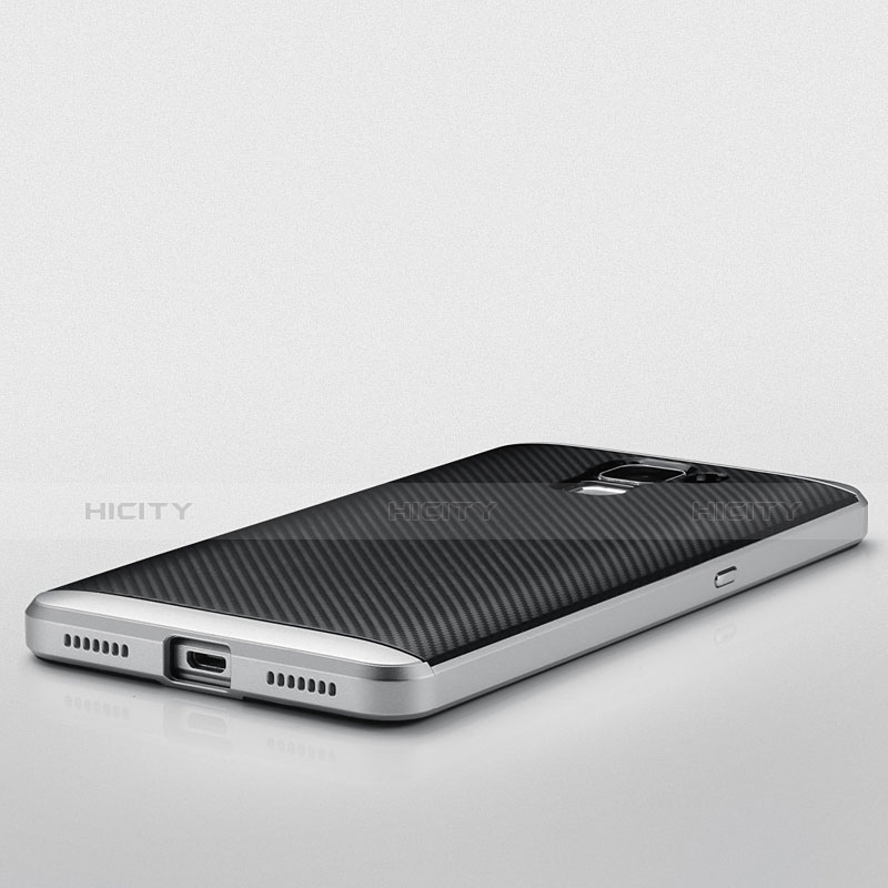 Huawei Honor 7 Dual SIM用ケース 高級感 手触り良い アルミメタル 製の金属製 バンパー ファーウェイ ブラック