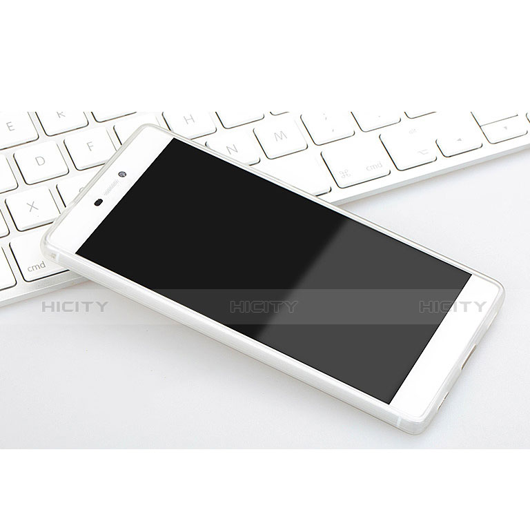 Huawei P8用極薄ケース クリア透明 プラスチック ファーウェイ ホワイト