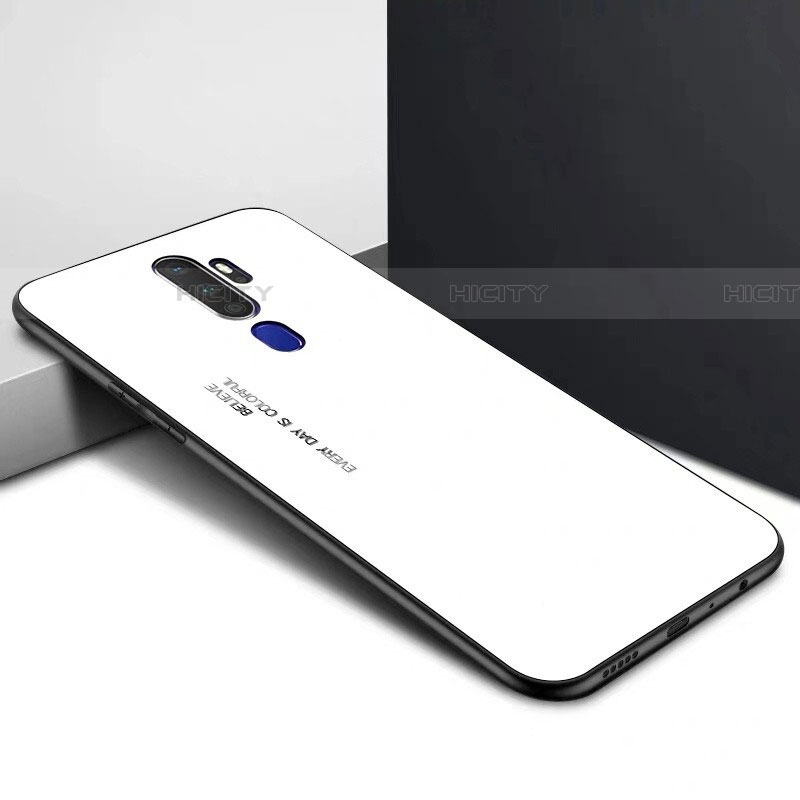 Oppo A9 (2020)用ハイブリットバンパーケース プラスチック 鏡面 カバー Oppo ホワイト