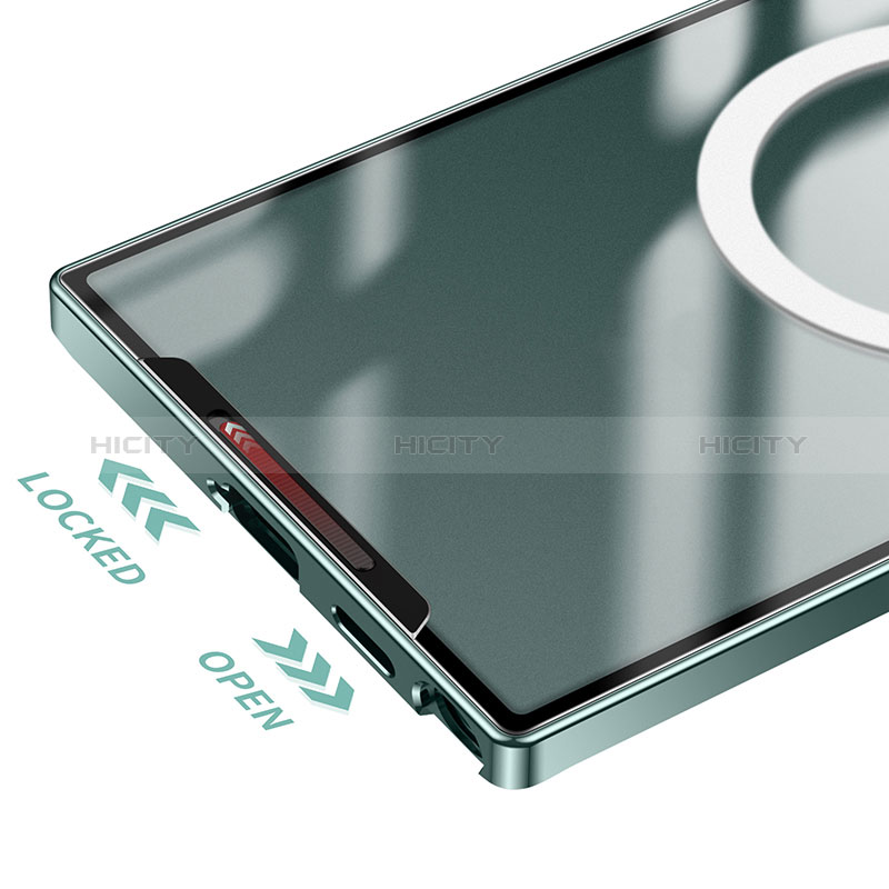 Samsung Galaxy S22 Ultra 5G用ケース 高級感 手触り良い メタル兼プラスチック バンパー Mag-Safe 磁気 Magnetic P01 サムスン 