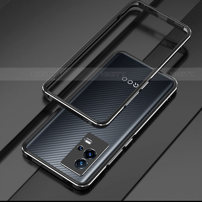 Vivo iQOO 8 Pro 5G用ケース 高級感 手触り良い アルミメタル 製の金属製 バンパー カバー Vivo シルバー・ブラック